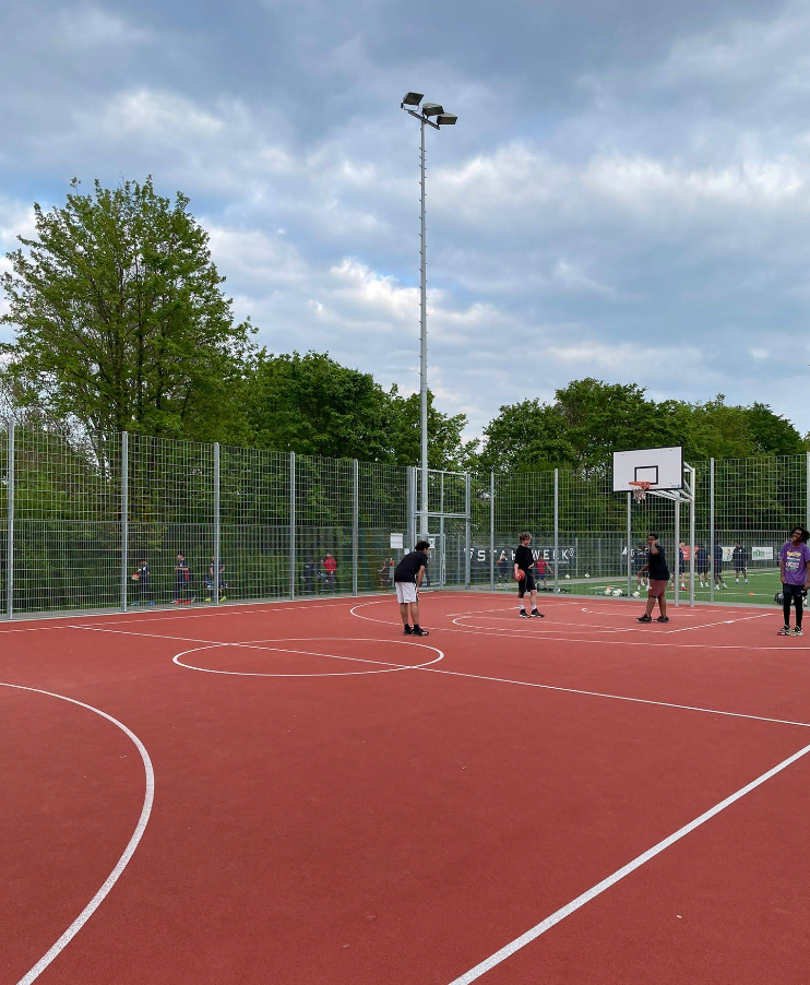 Basketballplatz