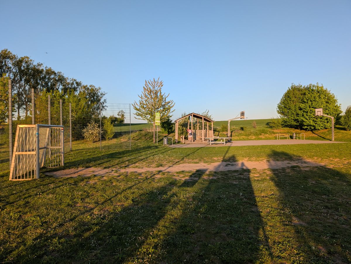 Bolzplatz Zur Laubenheimer Höhe